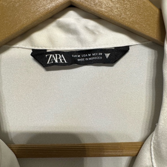 Zara Elegant White Satin top or mini dress - Picture 3 of 7